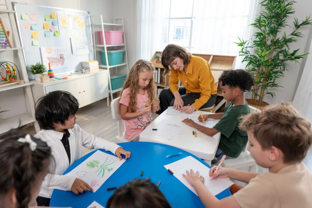 NIños aprenden inglés con dibujos